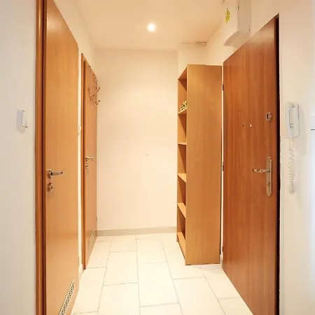 Ortenova 74 Appartement *